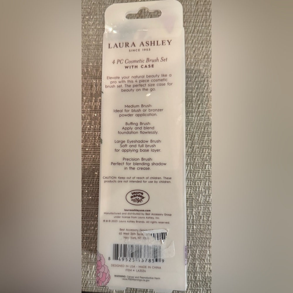 Laura Ashley Pink Floral Butterfly 4 pc Cosmetic Brush Set with Case - New! - Picture 4 of 5
